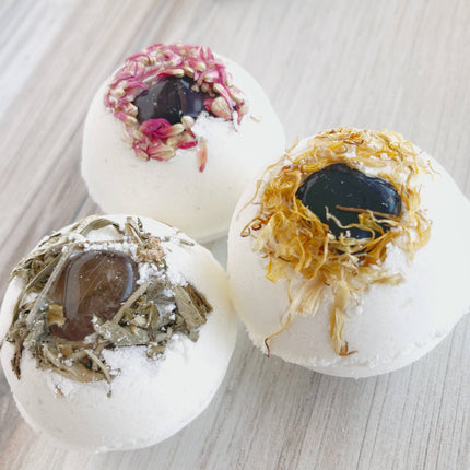 Smoky Quartz Bath Bomb with Dried Wormwood