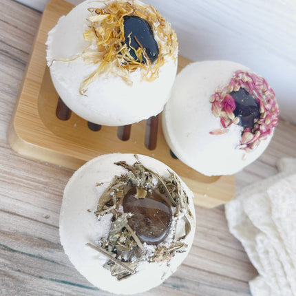 Smoky Quartz Bath Bomb with Dried Globe Amaranth