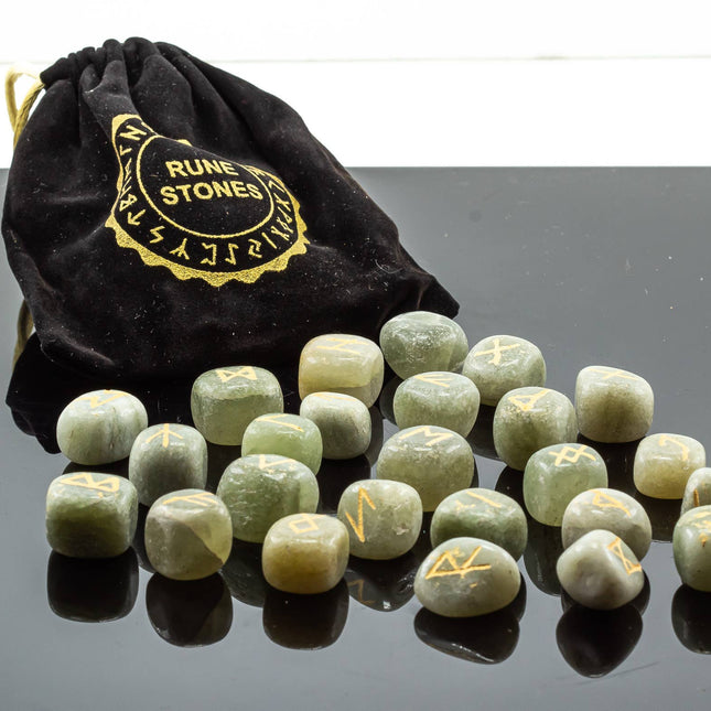 Green Aventurine Rune Sets With Velvet Bag