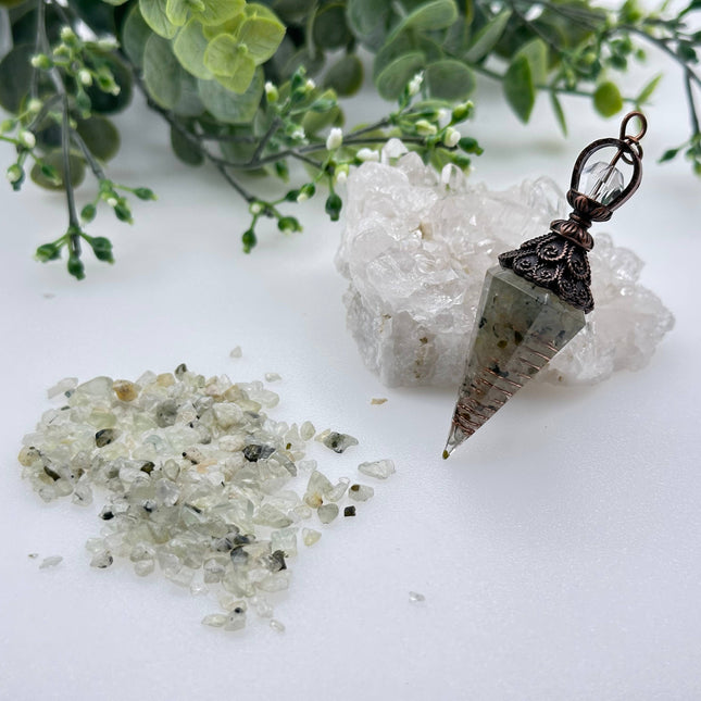 Prehnite Gemstone Chips with Copper in Resin Pendulum