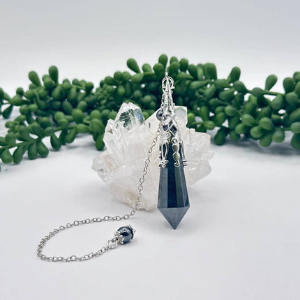 Hematite Gemstone Art Deco Silver Color Pendulum
