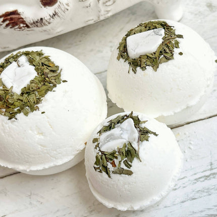 Howlite and Peppermint Bath Bombs with Hemp Seed Oil