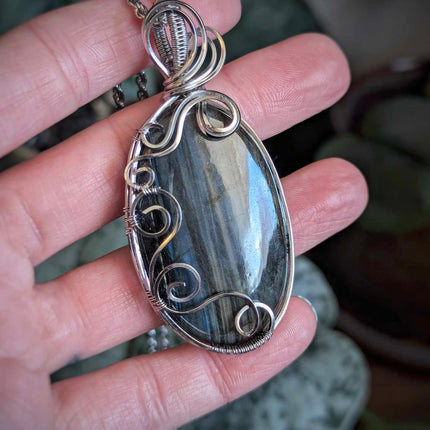 Dusk Mirror - Handmade Labradorite Pendant in Stainless Steel | Iridescent Gemstone Necklace for Intuition & Magic