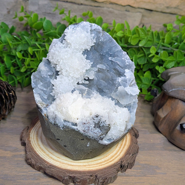 Grey Quartz Chalcedony Geode 4