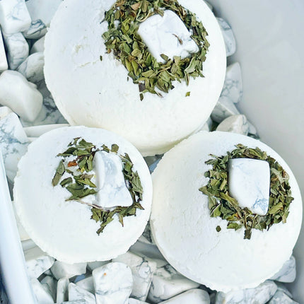 Howlite and Peppermint Bath Bombs with Hemp Seed Oil