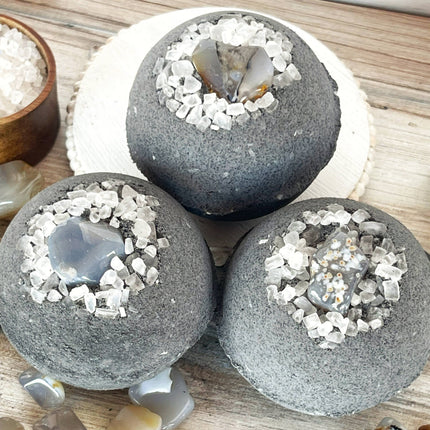 Activated Charcoal, Agate & Coarse Sea Salt Bath Bomb