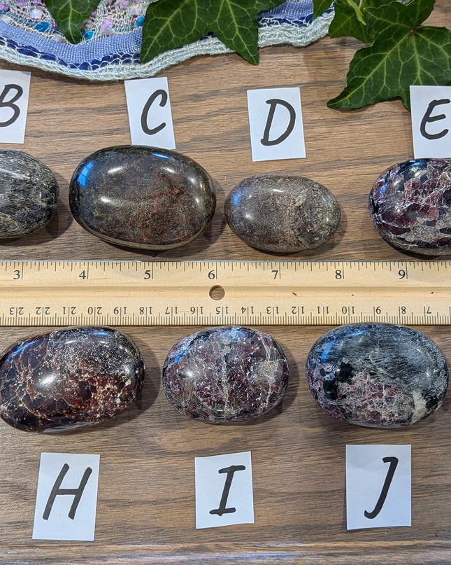 Red Garnet Palm Stones