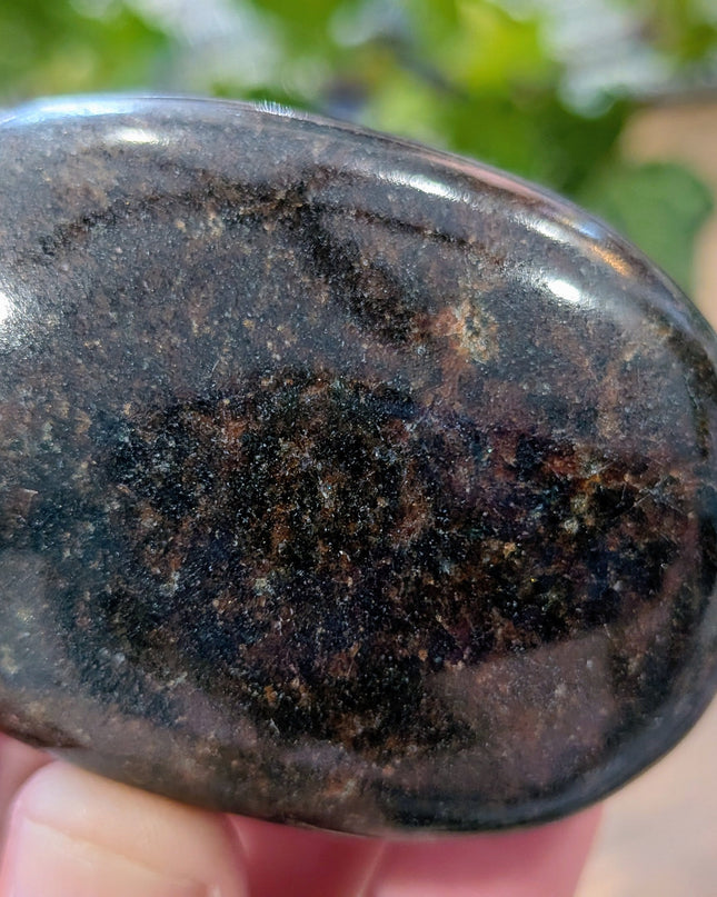 Red Garnet Palm Stones - Variant C