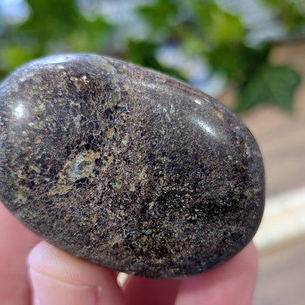 Red Garnet Palm Stones - Variant D