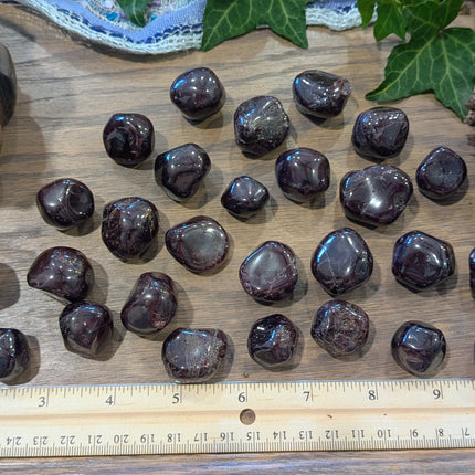 Red Garnet Tumbled Stones