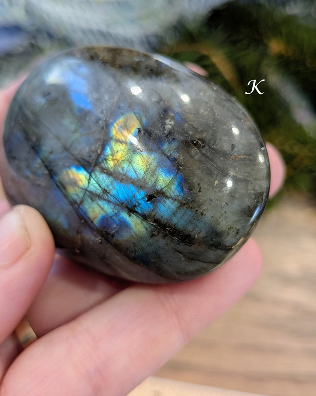 Blue, Green Labradorite Palm Stones - Variant K