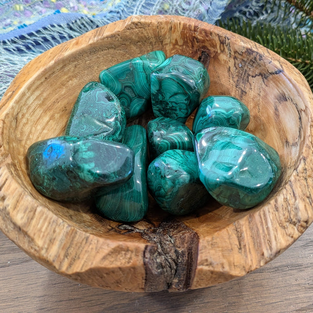 Green   Malachite Tumbled Stones