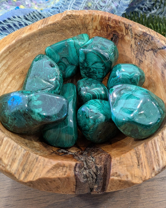 Green   Malachite Tumbled Stones