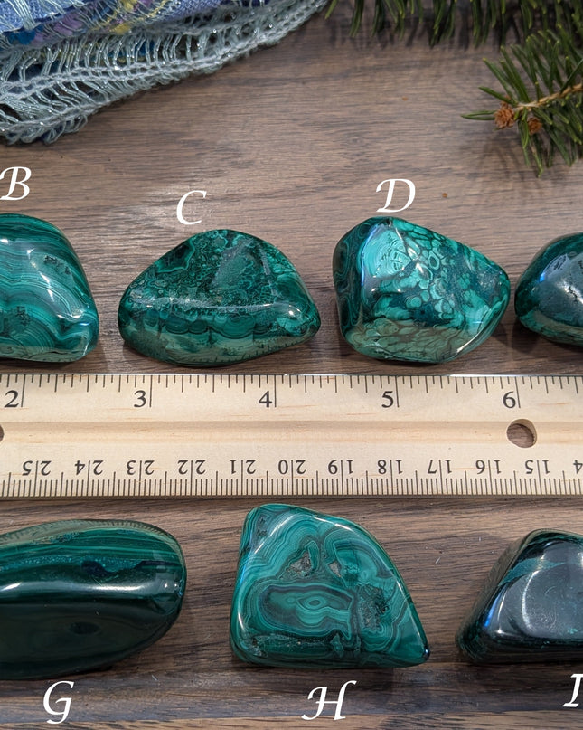 Green   Malachite Tumbled Stones