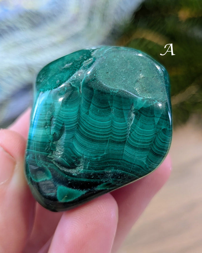 Green   Malachite Tumbled Stones - Variant A